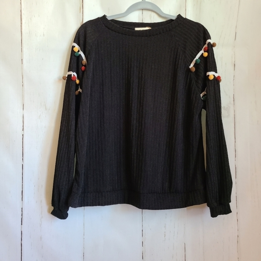Hopely Black Sweater One Size Boho Pom Pom New Boutique Casual For Spring Fall